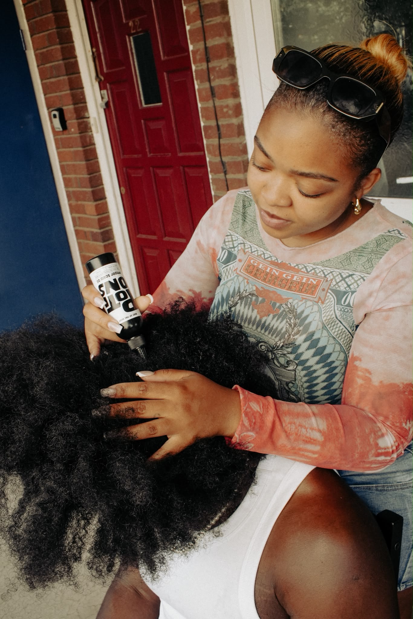 Application of POTIONS Real Deal Scalp Oil